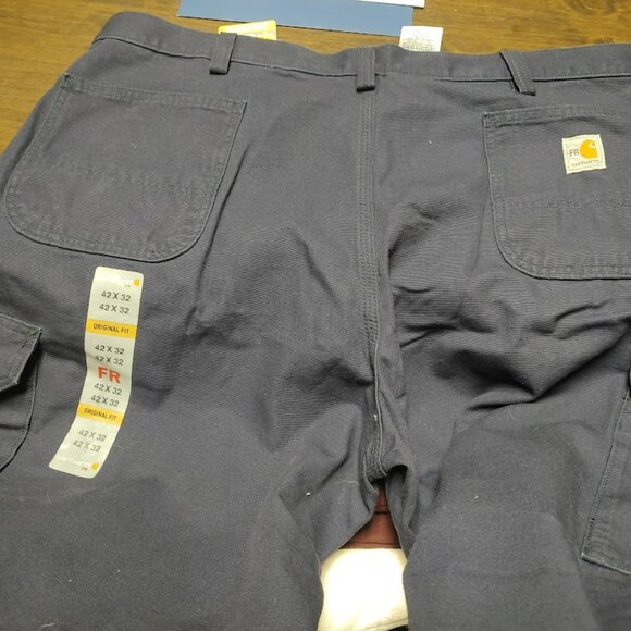 New Carhartt Navy Blue Canvas Cargo Pants Size Men's 42/32 - Picture 3 of 3
